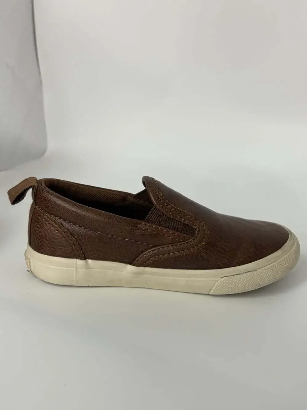 Old Navy Shoes Boys 7C Brown Faux Leather Slip-On Sneakers